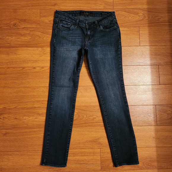 Jessica Simpson Forever Skinny Jeans - Picture 2 of 13
